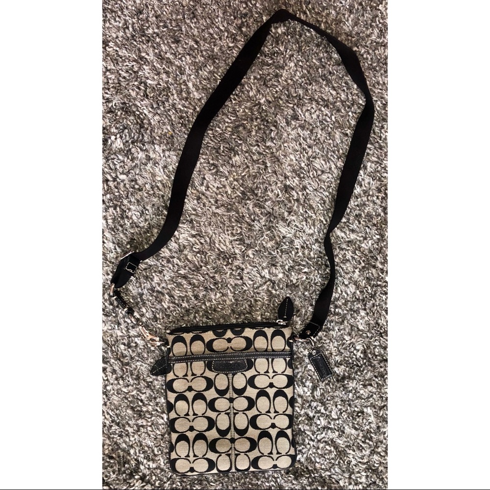 Coach Side Bag / Crossbody